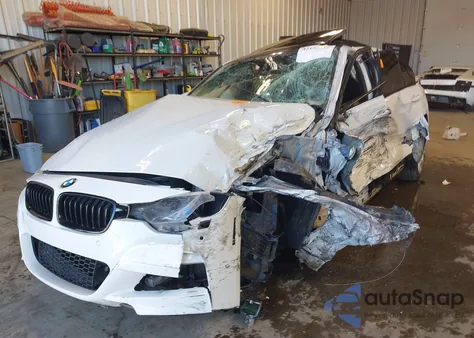 2014 BMW 328I xDrive из США, поврежденный, VIN WBA3B3C56EJ978243